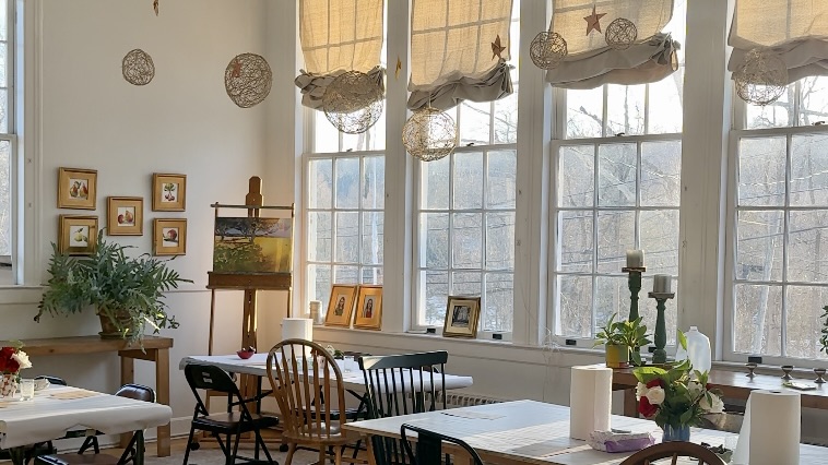 Beautiful space at a Maker's Circle Community art studio in Pottersville set up for an Art Bar event perfect for a date night or girls night out