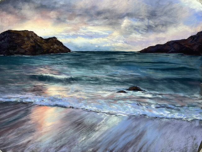 Pastel painting of a coastal seascape at dusk with rolling waves, wet sand reflections, and rocky cliffs, by Andrea Gianchiglia
